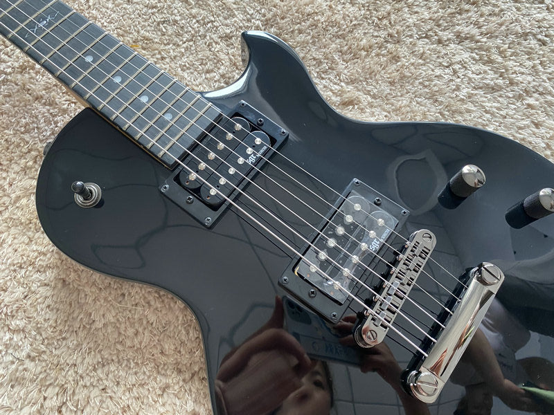 Electric Guitar on Sale (320)