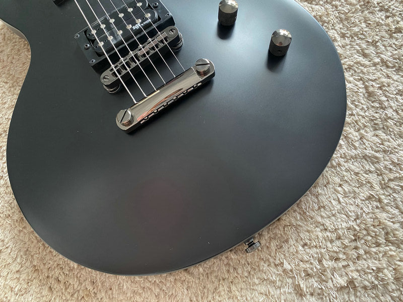 Electric Guitar on Sale (321)