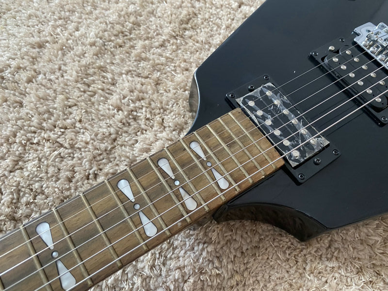 Electric Guitar on Sale (240)