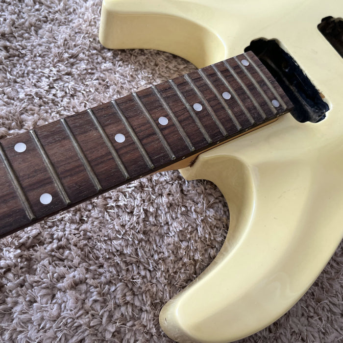 Electric Guitar on Sale (200)