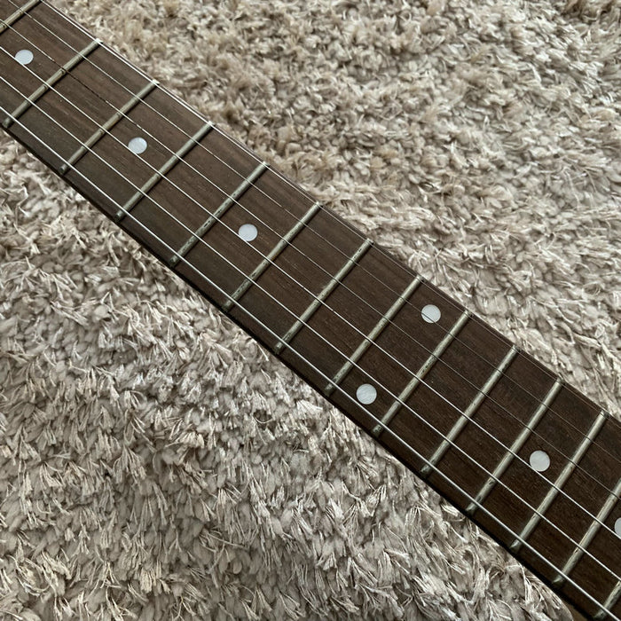 Electric Guitar on Sale (408)